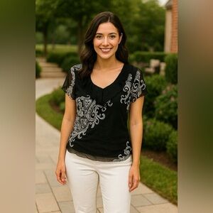 Lola Black and Gray Short Sleeve Blouse